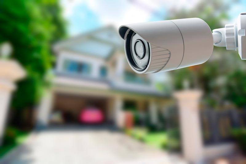 У нас есть решение! Нет. Не так. У нас есть уже готовое универсальное решение для видеонаблюдения и мы хотим им с вами поделится!